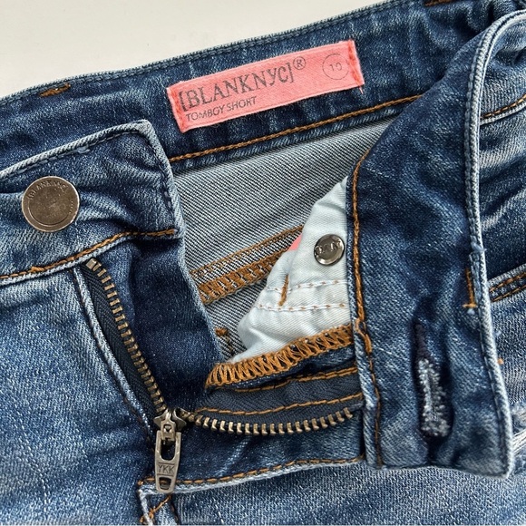 BLANKNYC Girls Tomboy Distressed Denim Cuffed Shorts, 10 - Picture 5 of 7